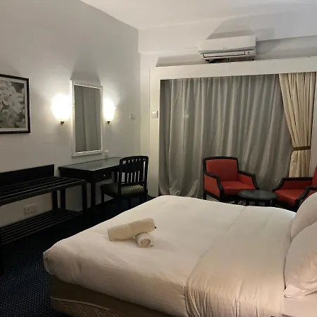 Paradise By The Sea In Penang By Veron At Rainbow Paradise Tanjung Bungah  Exterior photo