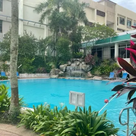 Paradise By The Sea In Penang By Veron At Rainbow Paradise Tanjung Bungah  Exterior photo