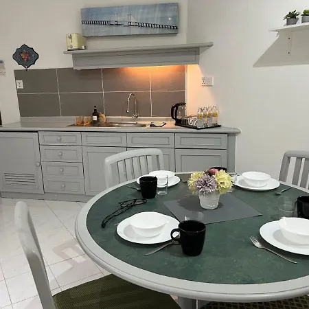 Paradise By The Sea In Penang By Veron At Rainbow Paradise Tanjung Bungah  Exterior photo