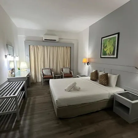 Paradise By The Sea In Penang By Veron At Rainbow Paradise Tanjung Bungah  Exterior photo