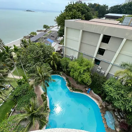 Paradise By The Sea In Penang By Veron At Rainbow Paradise Tanjung Bungah  Exterior photo