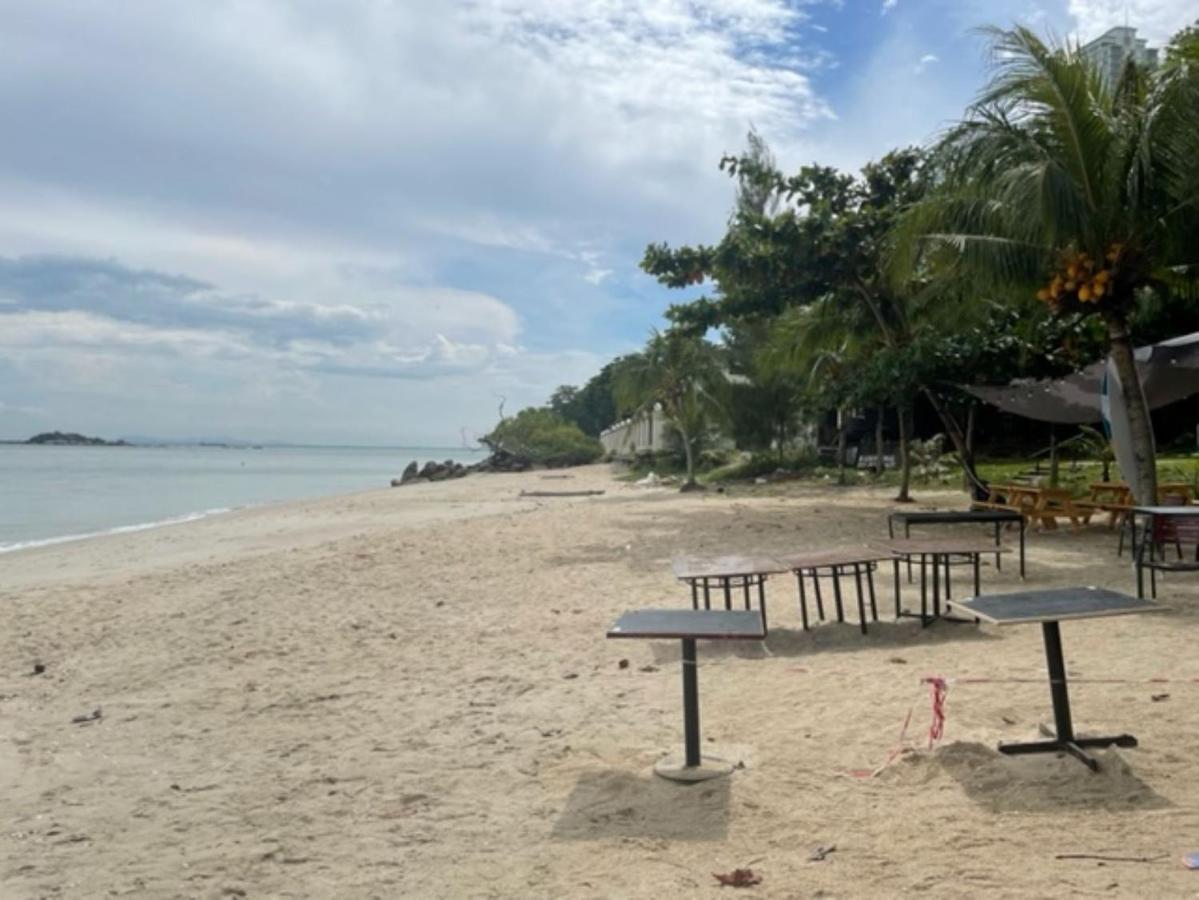Resort Paradise By The Sea In Penang By Veron At Rainbow Paradise Tanjung Bungah (Penang)