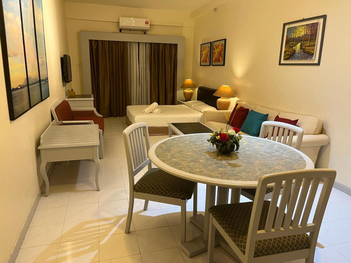 Paradise By The Sea In Penang By Veron At Rainbow Paradise *