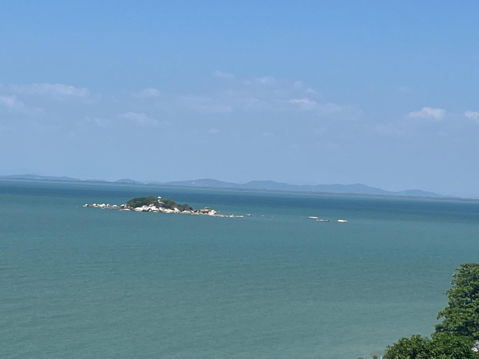 Resort Paradise By The Sea In Penang By Veron At Rainbow Paradise Tanjung Bungah (Penang)